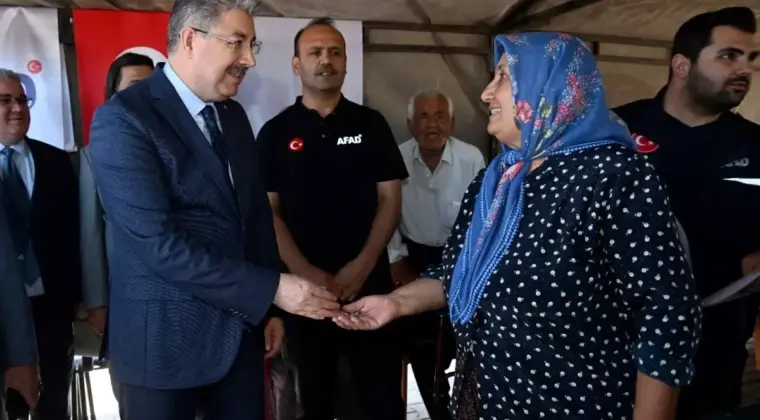 Osmaniye’de Depremzedelere 89 Köy Evi Teslim Edildi
